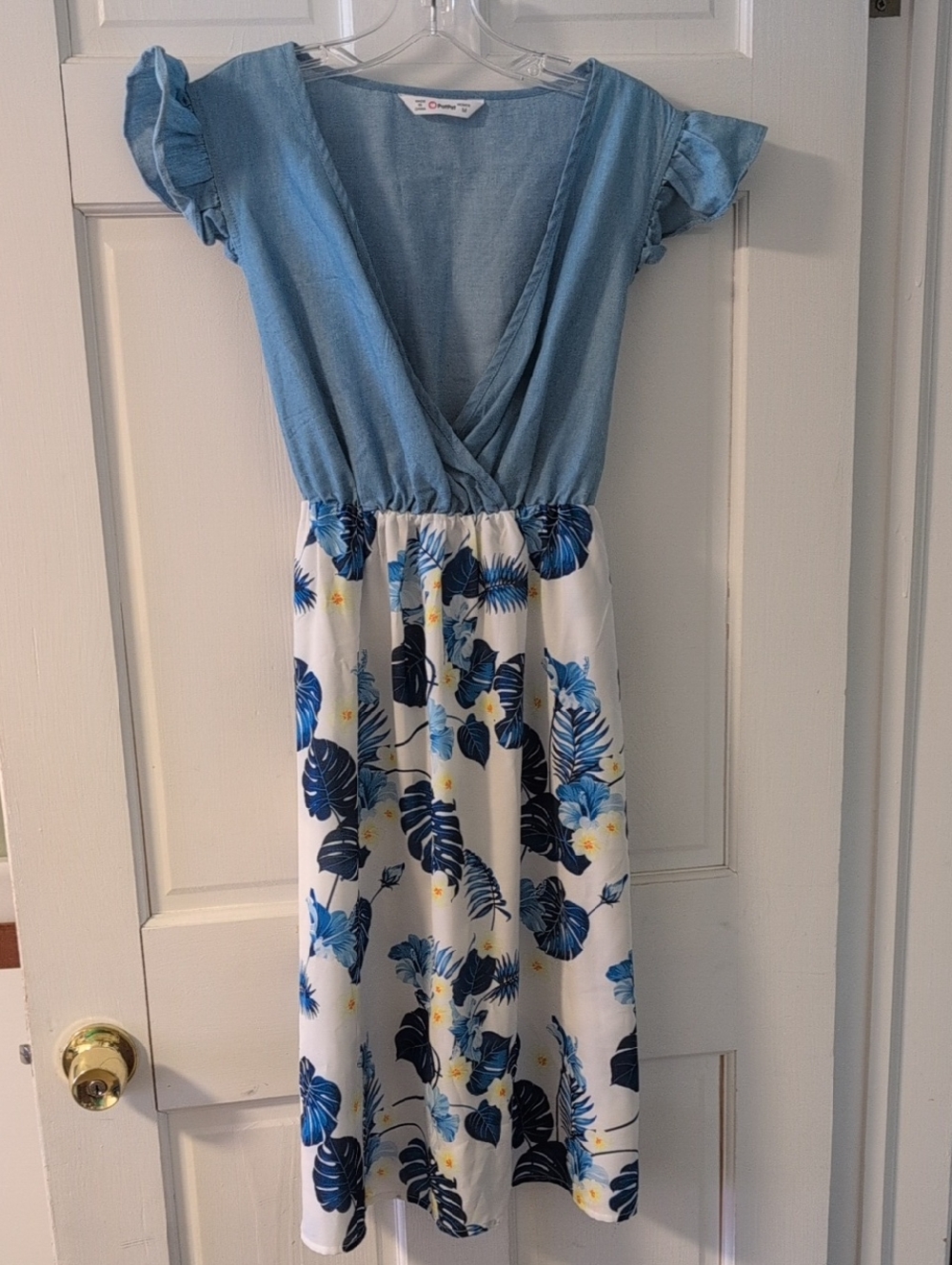 5/$20 PatPat Blue Chambray Top White Floral Skirt Dress